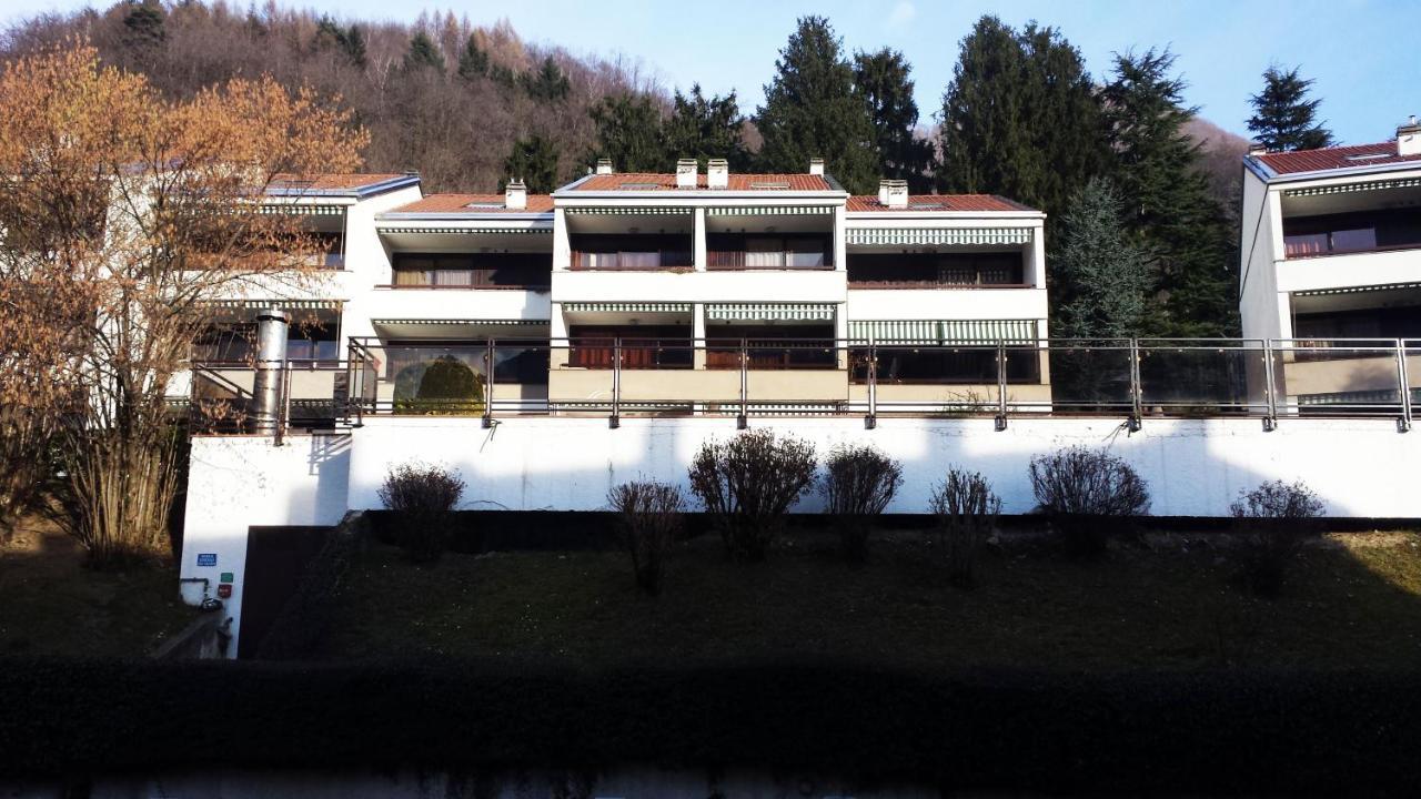 Valsassina Rent Apartment Introbio Bagian luar foto