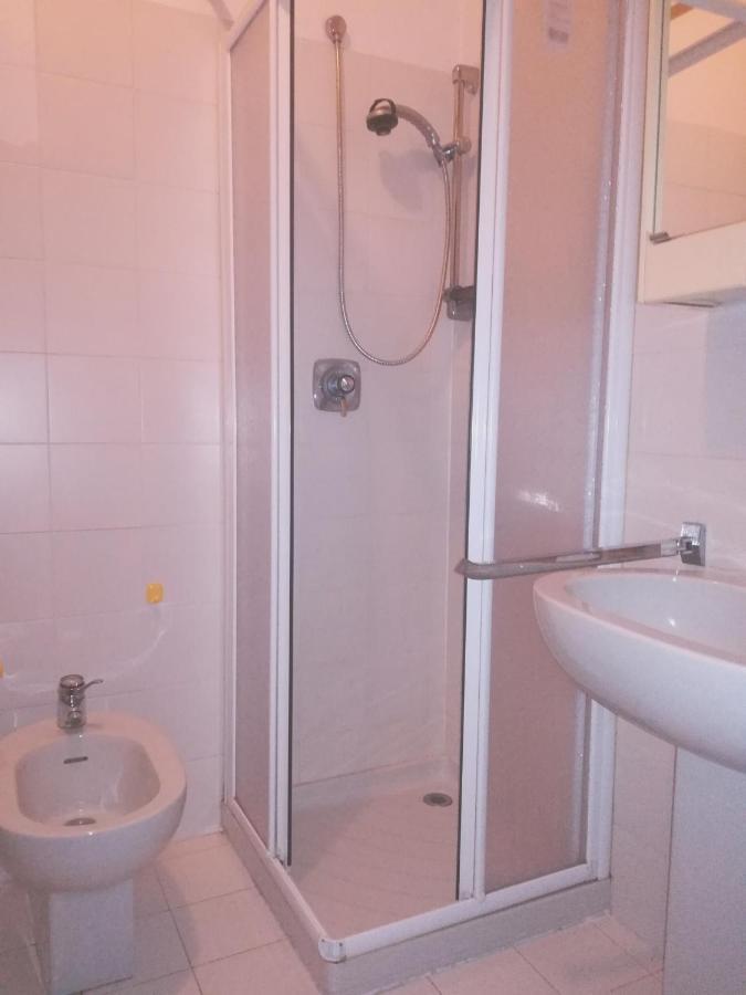 Valsassina Rent Apartment Introbio Bagian luar foto