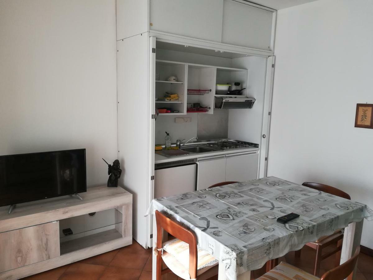 Valsassina Rent Apartment Introbio Bagian luar foto